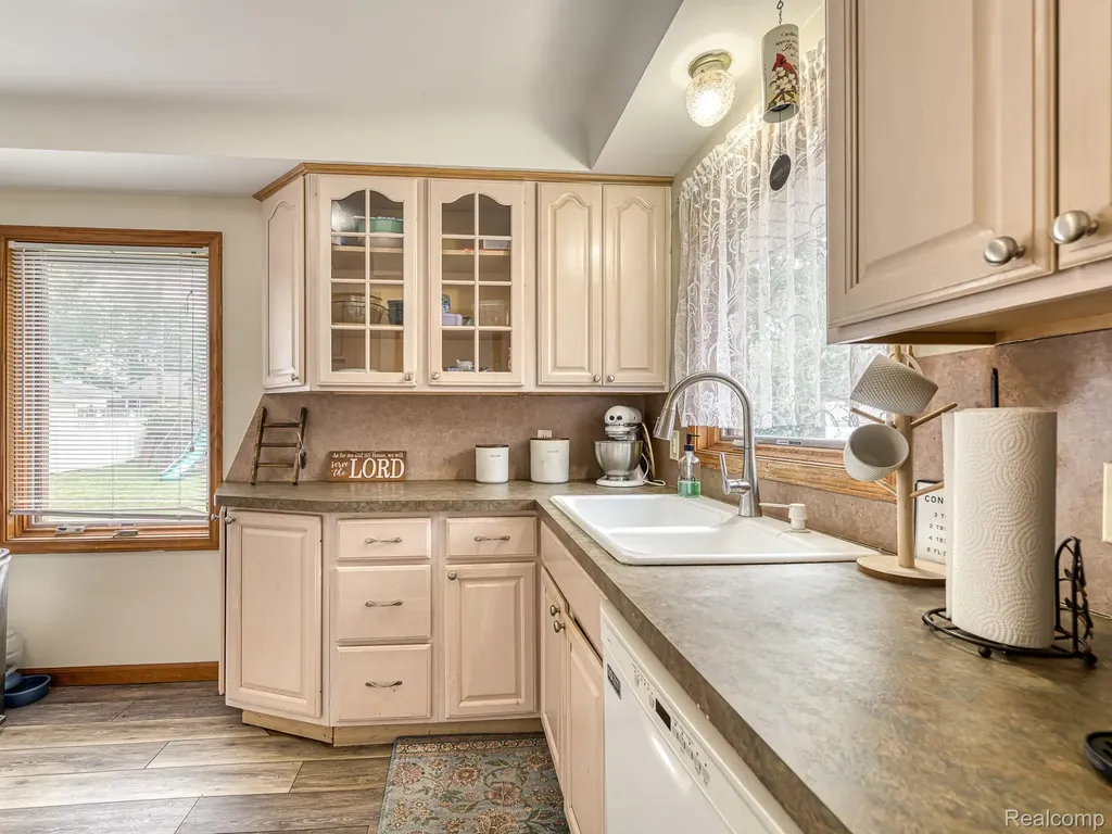 3125 Anna Avenue Trenton City MI 48183