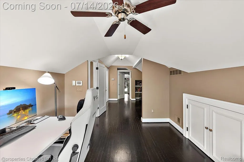 974 Ann Street Birmingham City MI 48009