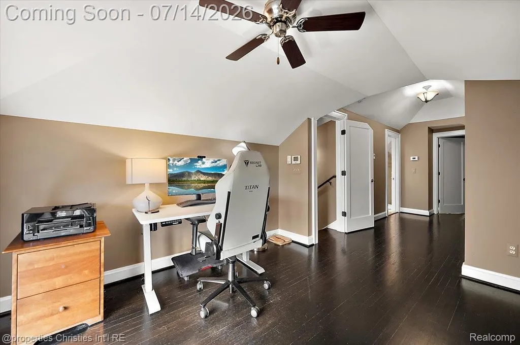 974 Ann Street Birmingham City MI 48009