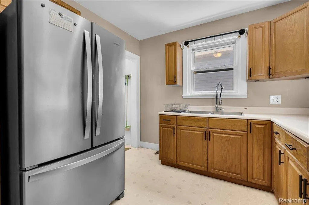624 N Prospect Road Ypsilanti City MI 48198
