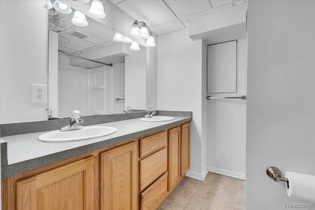 624 N Prospect Road Ypsilanti City MI 48198
