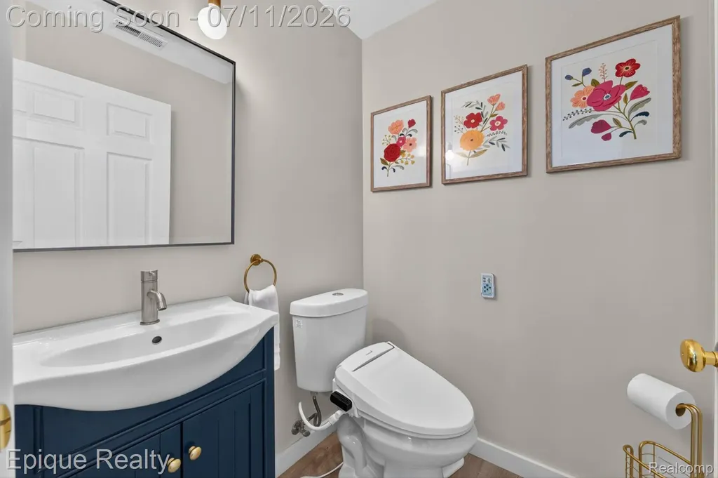3036 Hawks Avenue Pittsfield Charter Township MI 48108