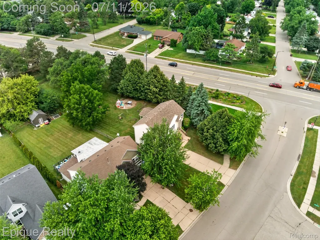 3036 Hawks Avenue Pittsfield Charter Township MI 48108