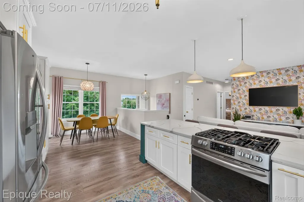 3036 Hawks Avenue Pittsfield Charter Township MI 48108