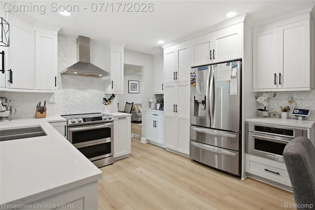 5569 Tadworth Place West Bloomfield Charter Township MI 48322