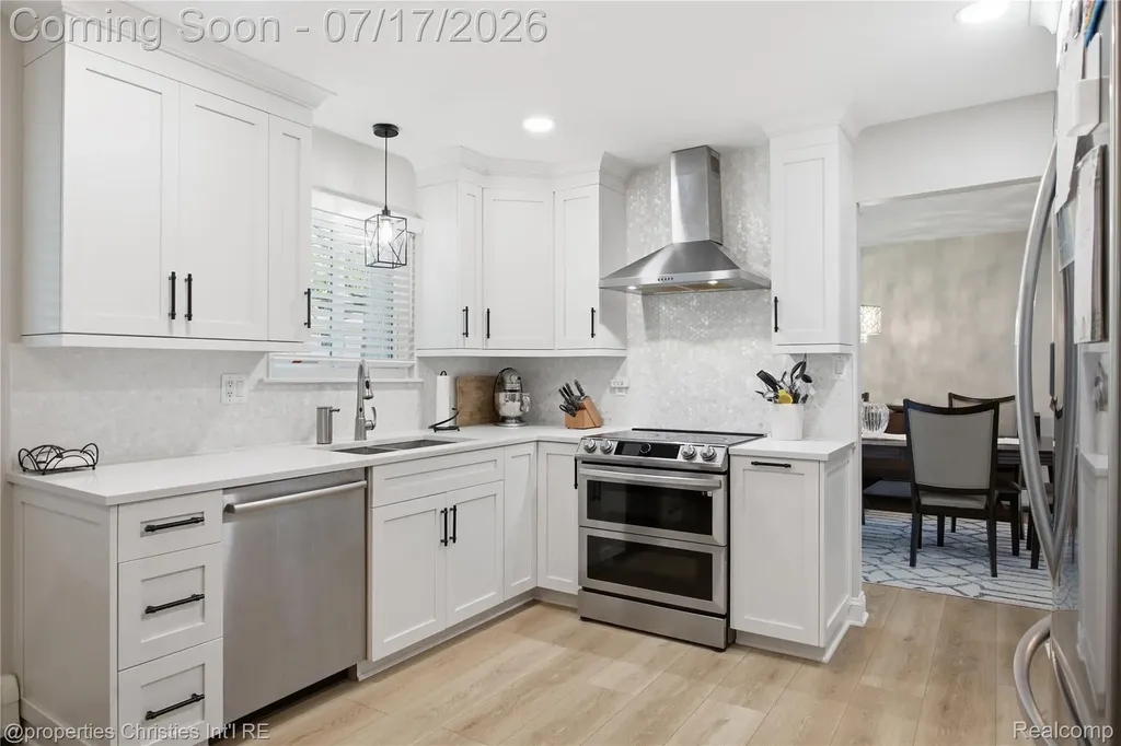 5569 Tadworth Place West Bloomfield Charter Township MI 48322