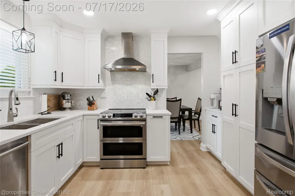 5569 Tadworth Place West Bloomfield Charter Township MI 48322