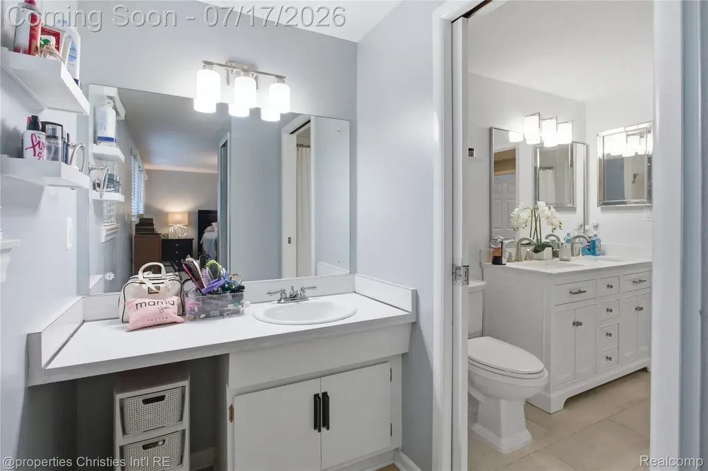 5569 Tadworth Place West Bloomfield Charter Township MI 48322
