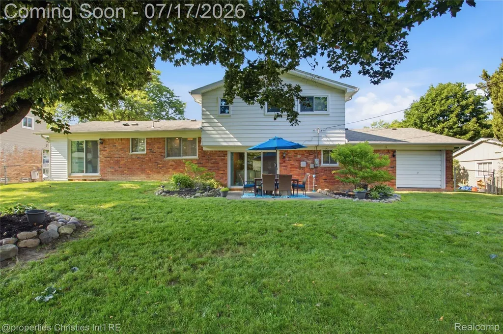 5569 Tadworth Place West Bloomfield Charter Township MI 48322
