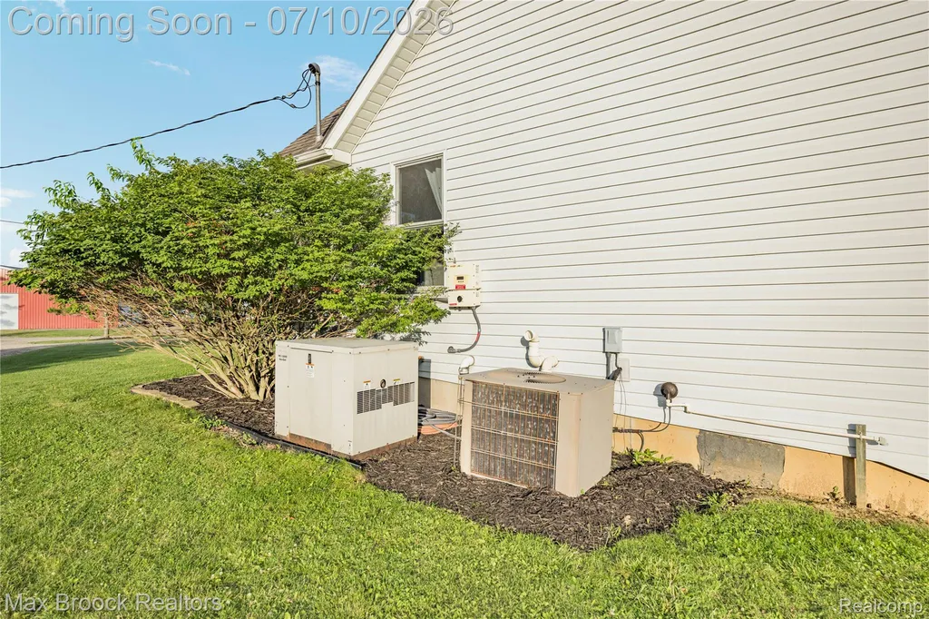 3054 Emery Lane Hadley Township MI 48455