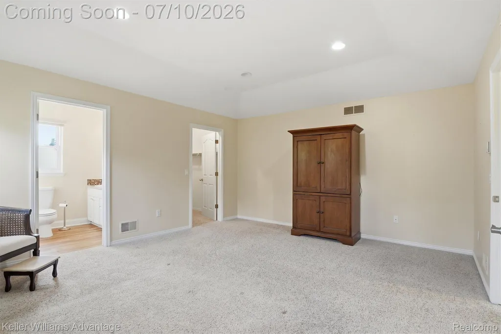 9722 Sunnywood Trail Green Oak Township MI 48178