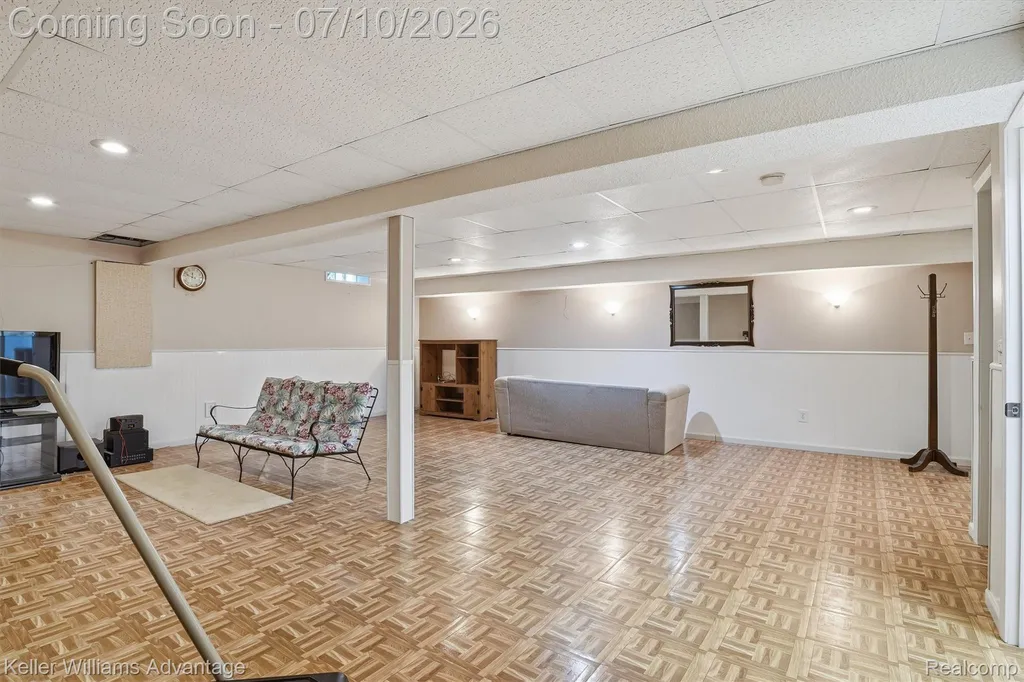 9722 Sunnywood Trail Green Oak Township MI 48178