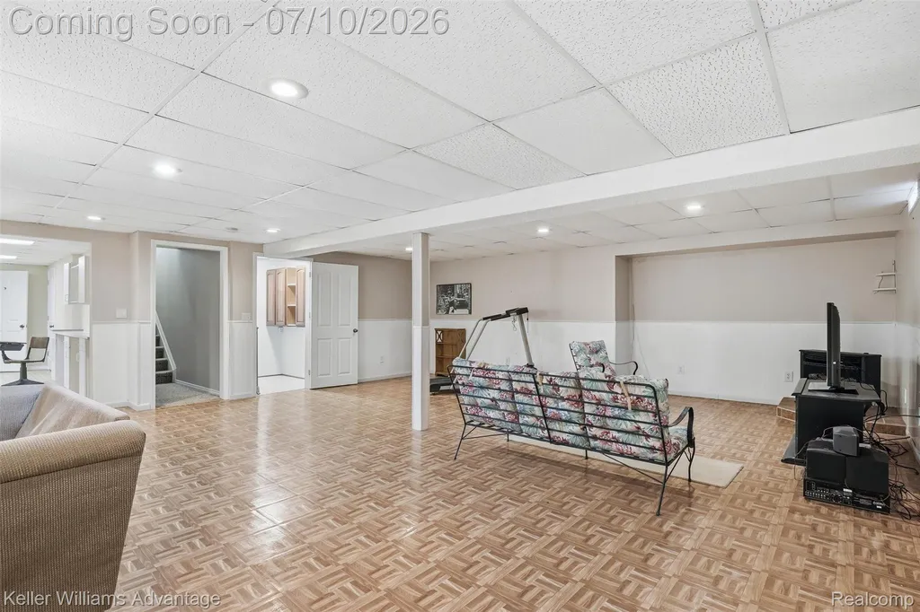9722 Sunnywood Trail Green Oak Township MI 48178