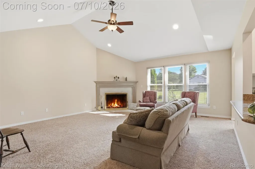 9722 Sunnywood Trail Green Oak Township MI 48178