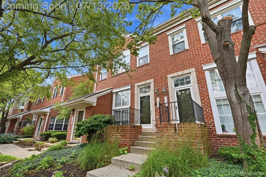 1322 S Main Street Royal Oak City MI 48067