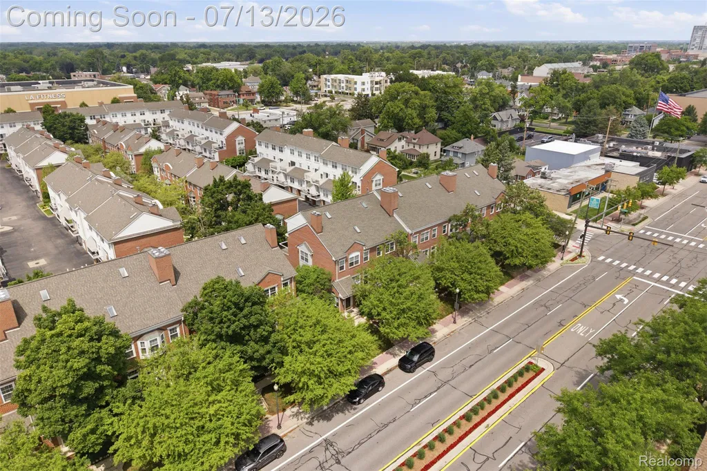 1322 S Main Street Royal Oak City MI 48067