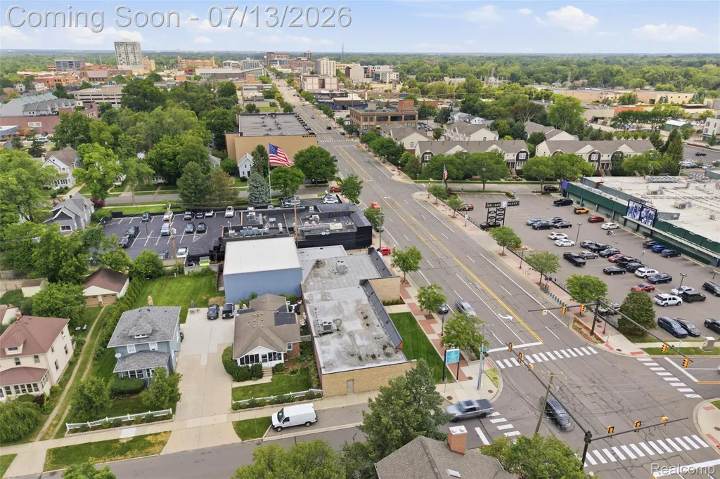 1322 S Main Street Royal Oak City MI 48067