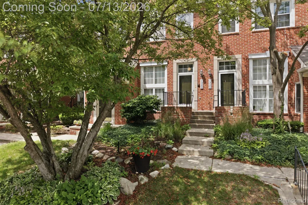1322 S Main Street Royal Oak City MI 48067