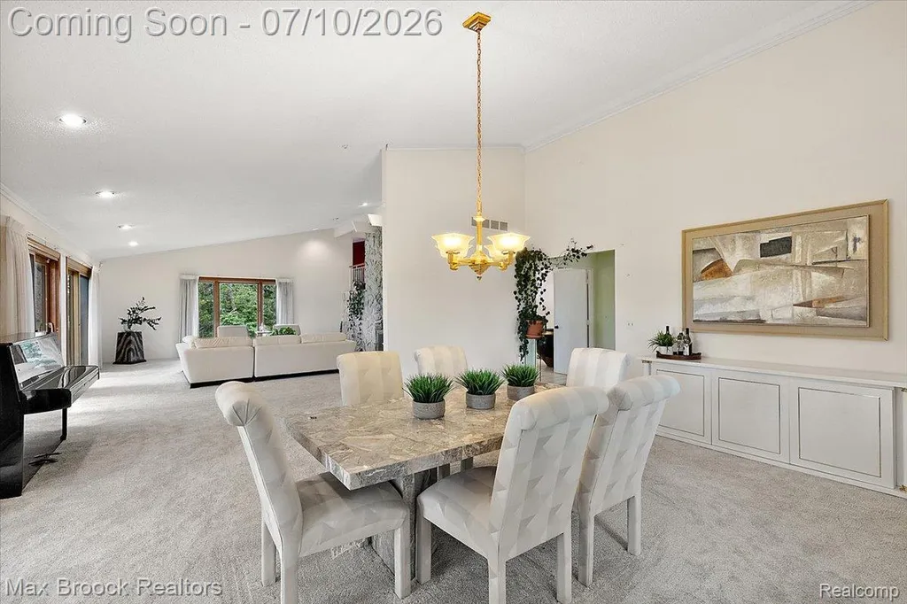 1808 Moors Court Bloomfield Hills City MI 48302