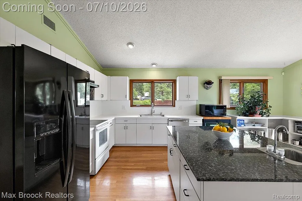 1808 Moors Court Bloomfield Hills City MI 48302