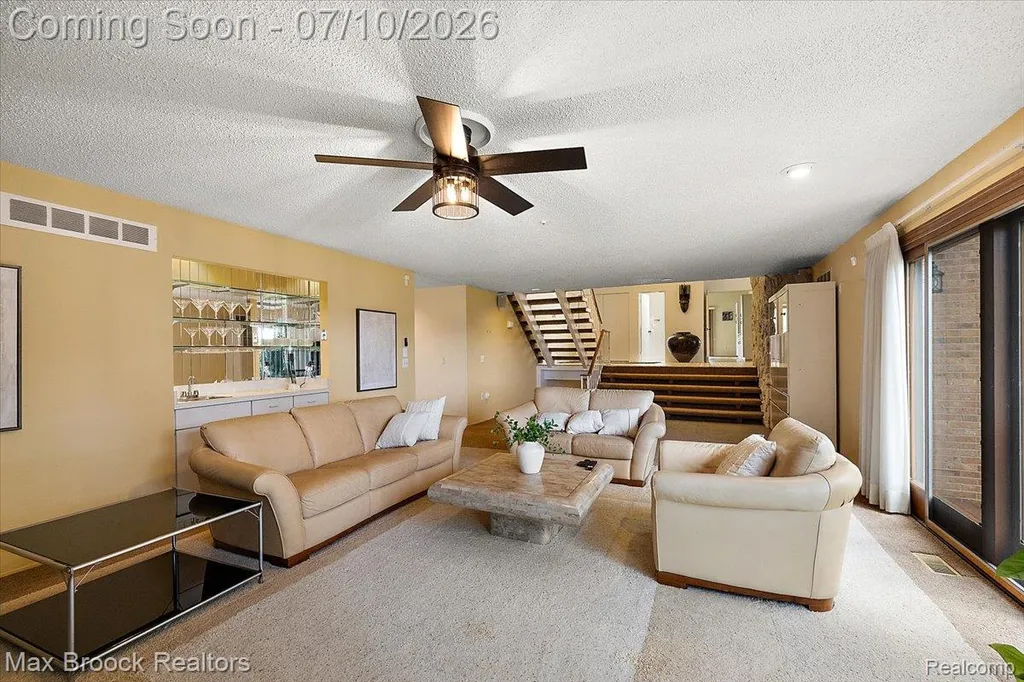1808 Moors Court Bloomfield Hills City MI 48302