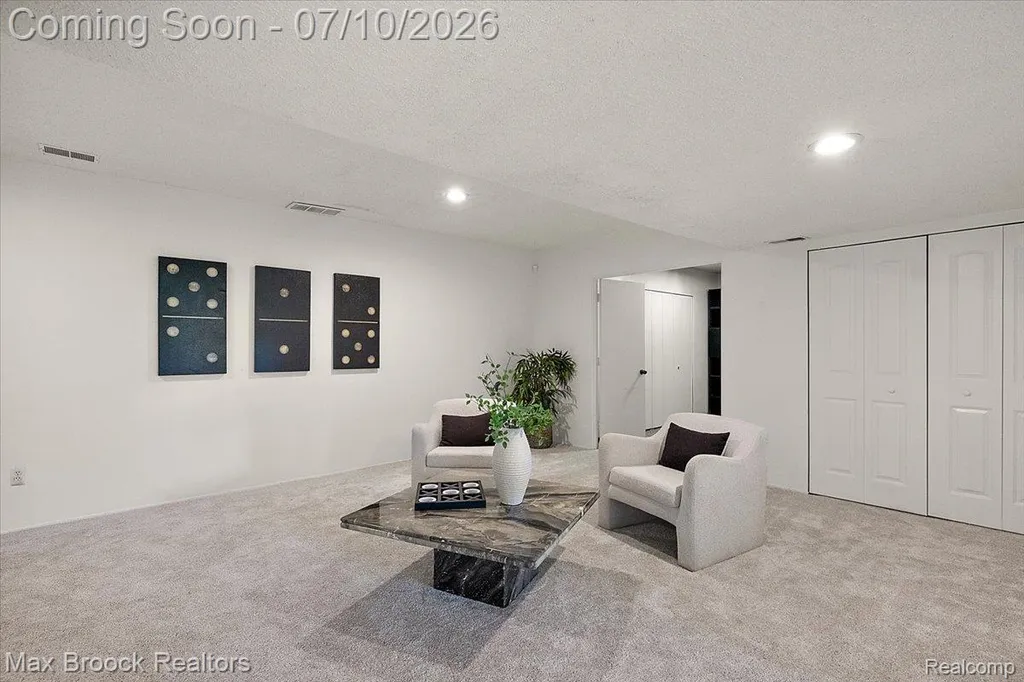 1808 Moors Court Bloomfield Hills City MI 48302