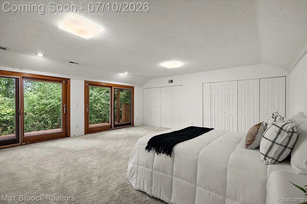 1808 Moors Court Bloomfield Hills City MI 48302