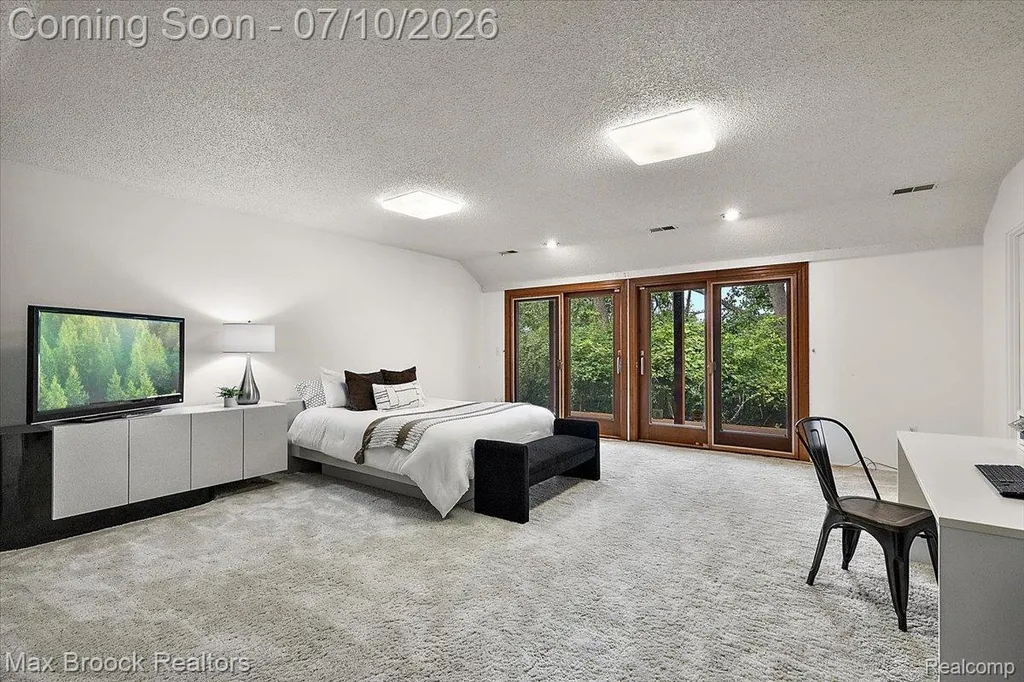 1808 Moors Court Bloomfield Hills City MI 48302