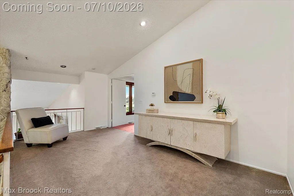 1808 Moors Court Bloomfield Hills City MI 48302