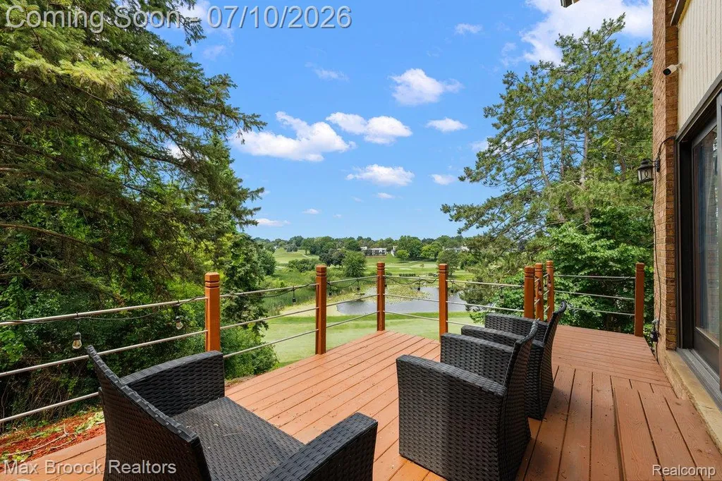 1808 Moors Court Bloomfield Hills City MI 48302