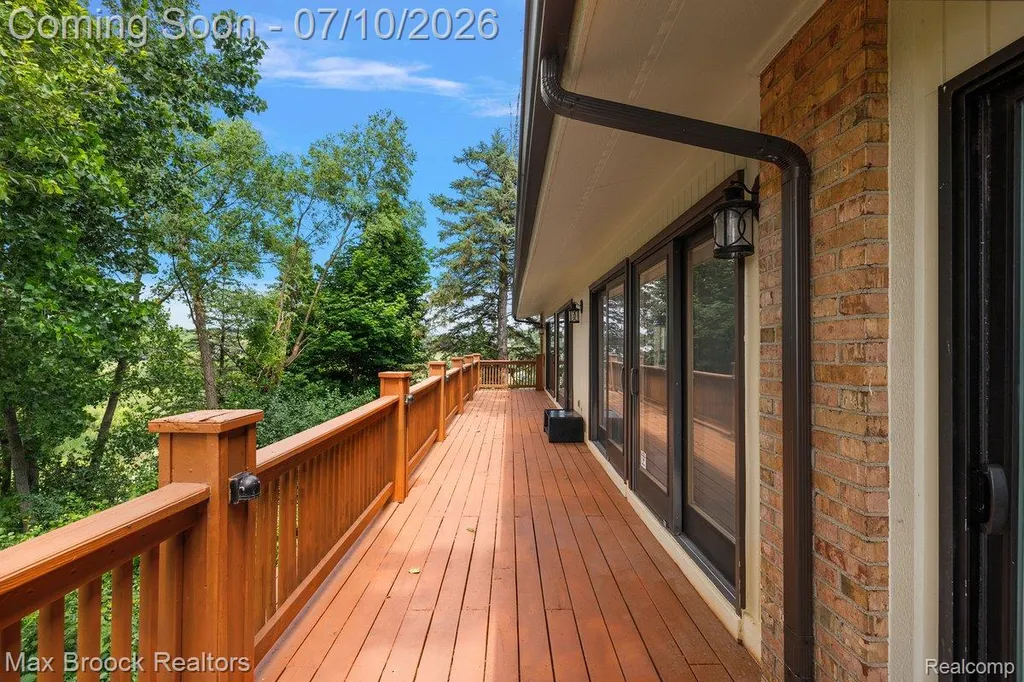 1808 Moors Court Bloomfield Hills City MI 48302
