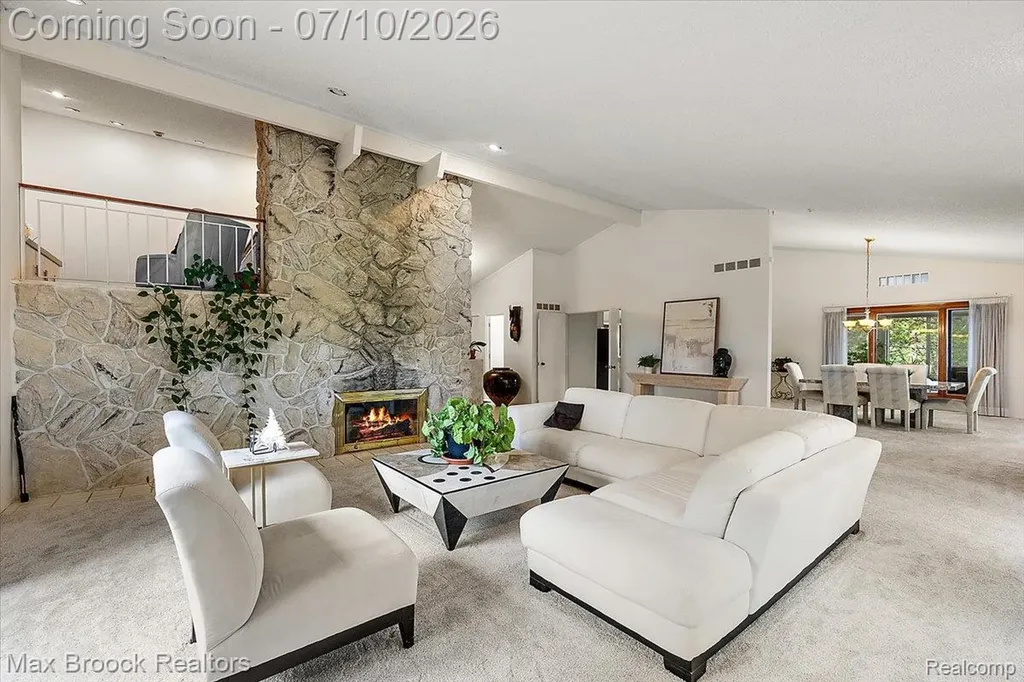 1808 Moors Court Bloomfield Hills City MI 48302