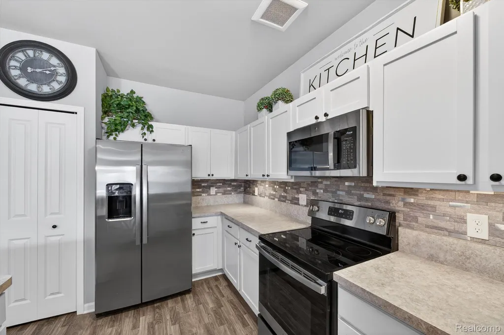 9789 Ridge Run Street Hartland Township MI 48855