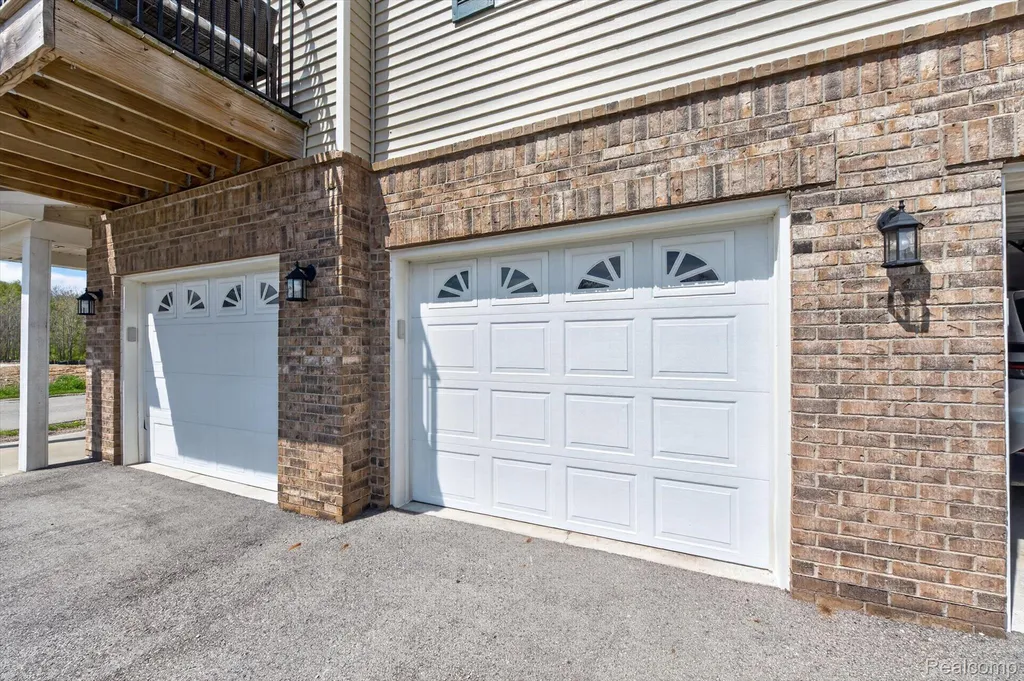 9789 Ridge Run Street Hartland Township MI 48855