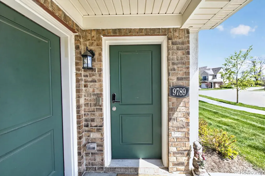9789 Ridge Run Street Hartland Township MI 48855