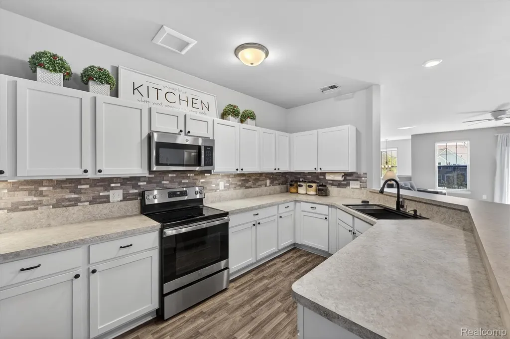 9789 Ridge Run Street Hartland Township MI 48855