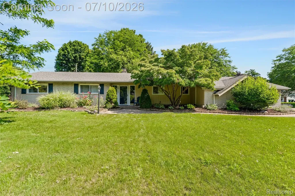 29721 Beacontree Street Farmington Hills City MI 48331