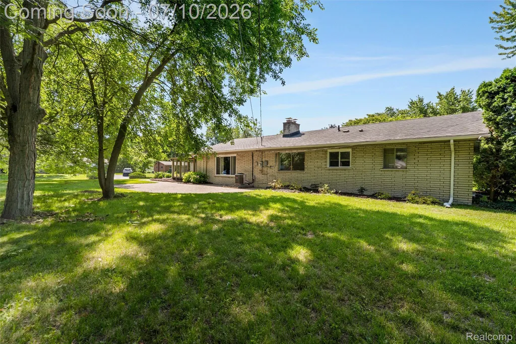 29721 Beacontree Street Farmington Hills City MI 48331
