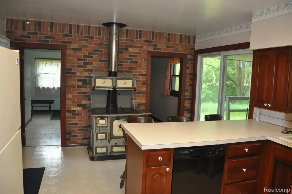 3954 Mayville Road Dayton Township MI 48760