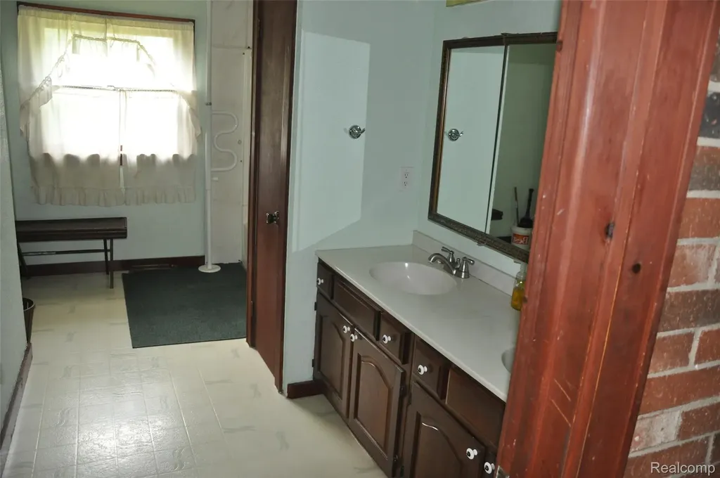 3954 Mayville Road Dayton Township MI 48760