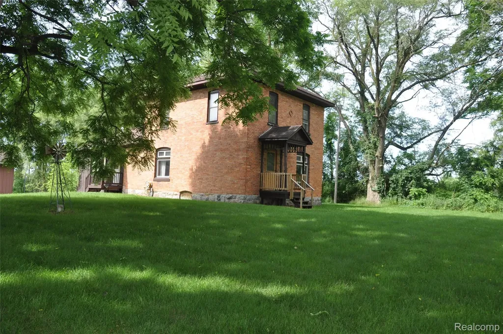 3954 Mayville Road Dayton Township MI 48760