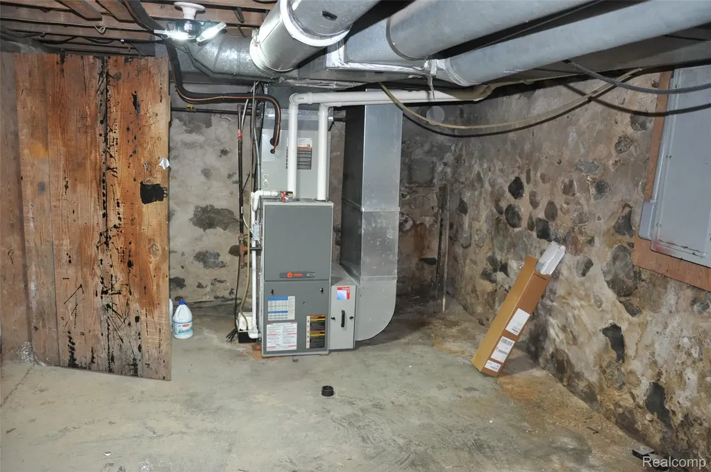 3954 Mayville Road Dayton Township MI 48760