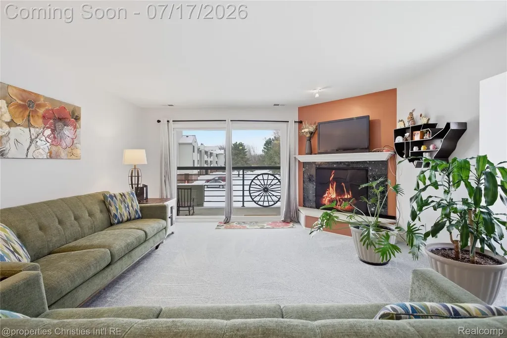 30414 Orchard Lake Road Farmington Hills City MI 48334