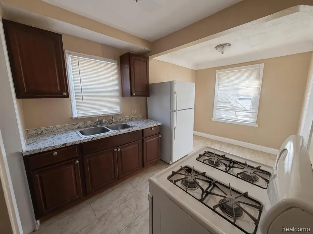 14248 Stansbury Street Detroit City MI 48227