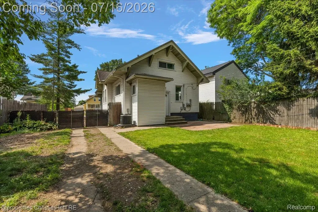 1416 W Marshall Street Ferndale City MI 48220