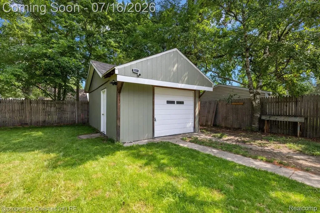 1416 W Marshall Street Ferndale City MI 48220
