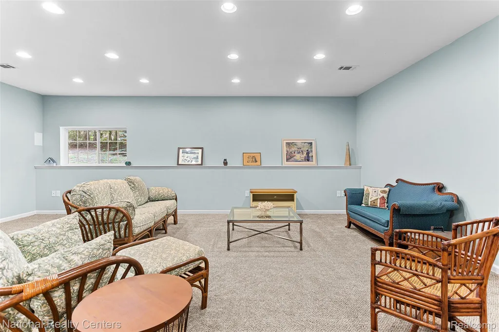 6707 Cortland Avenue Genoa Township MI 48114