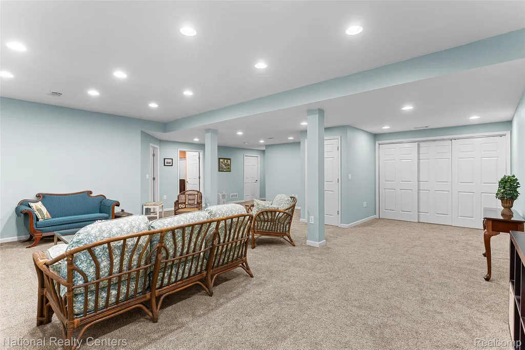 6707 Cortland Avenue Genoa Township MI 48114