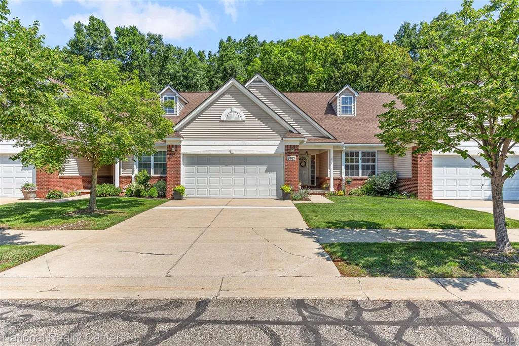6707 Cortland Avenue Genoa Township MI 48114