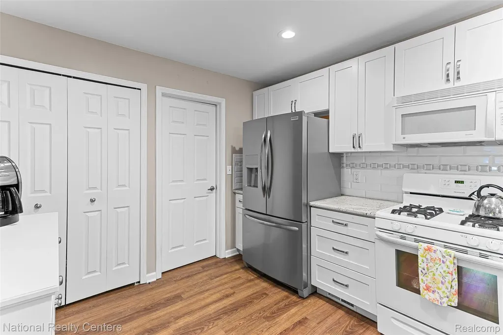 6707 Cortland Avenue Genoa Township MI 48114